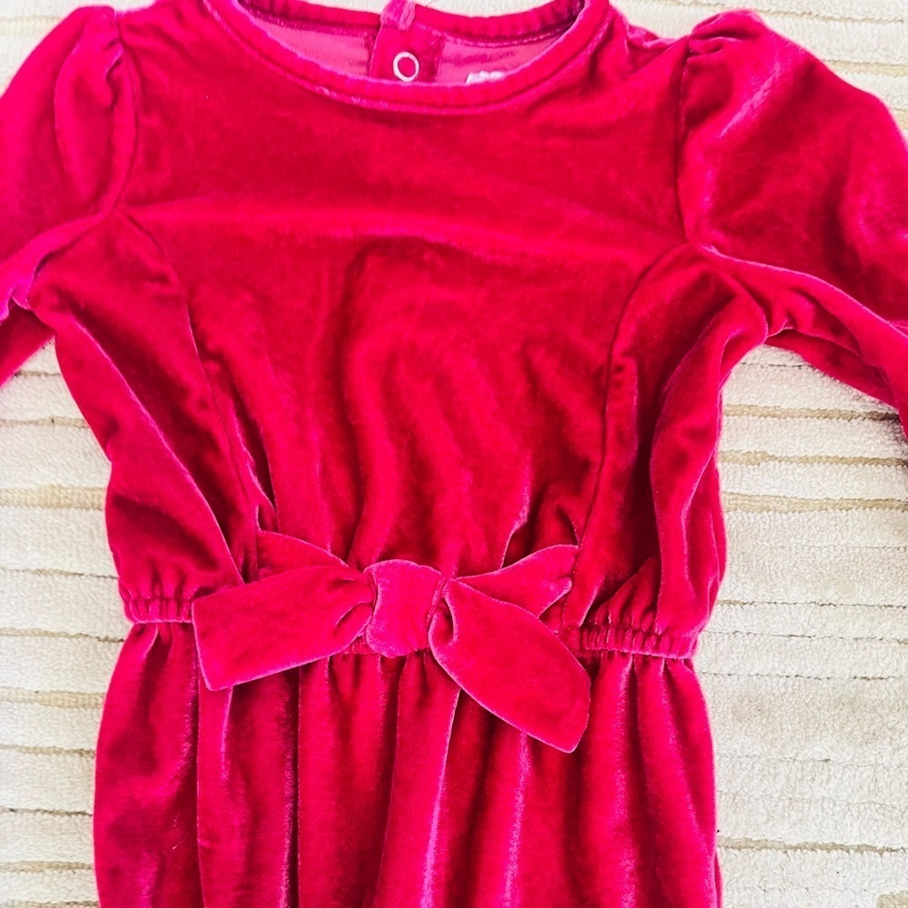 Cozy raspberry one piece little girl size 12 mos - Picture 3 of 5